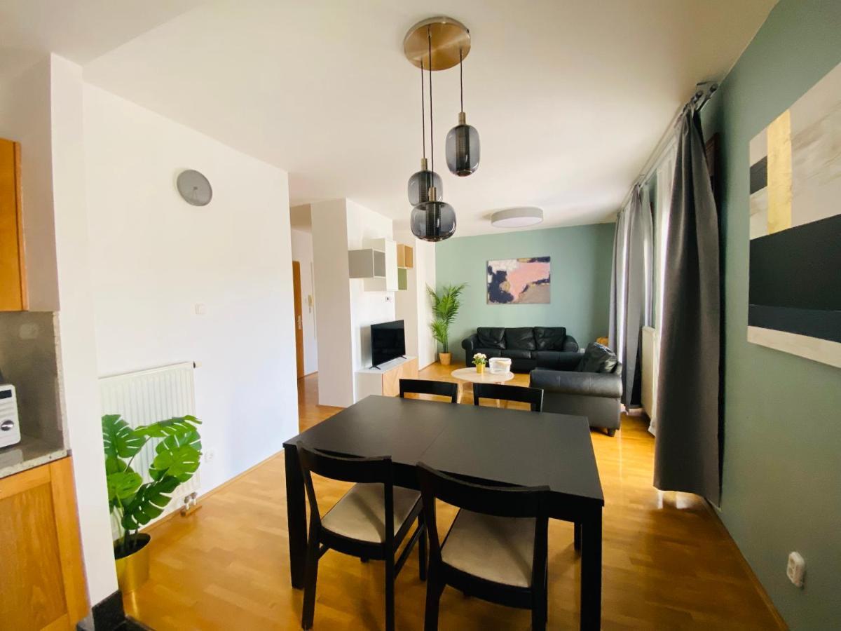 K13 A4.4 Lägenhet Budapest Exteriör bild